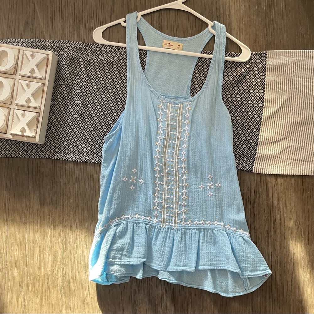 🔥$5 SALE🔥 Blue Tank - Picture 3 of 4